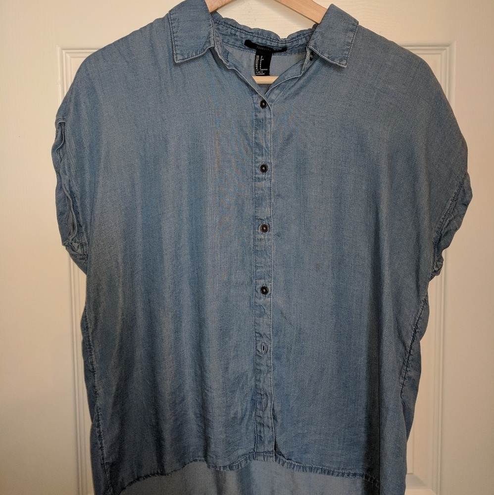 Short sleeve denim button up